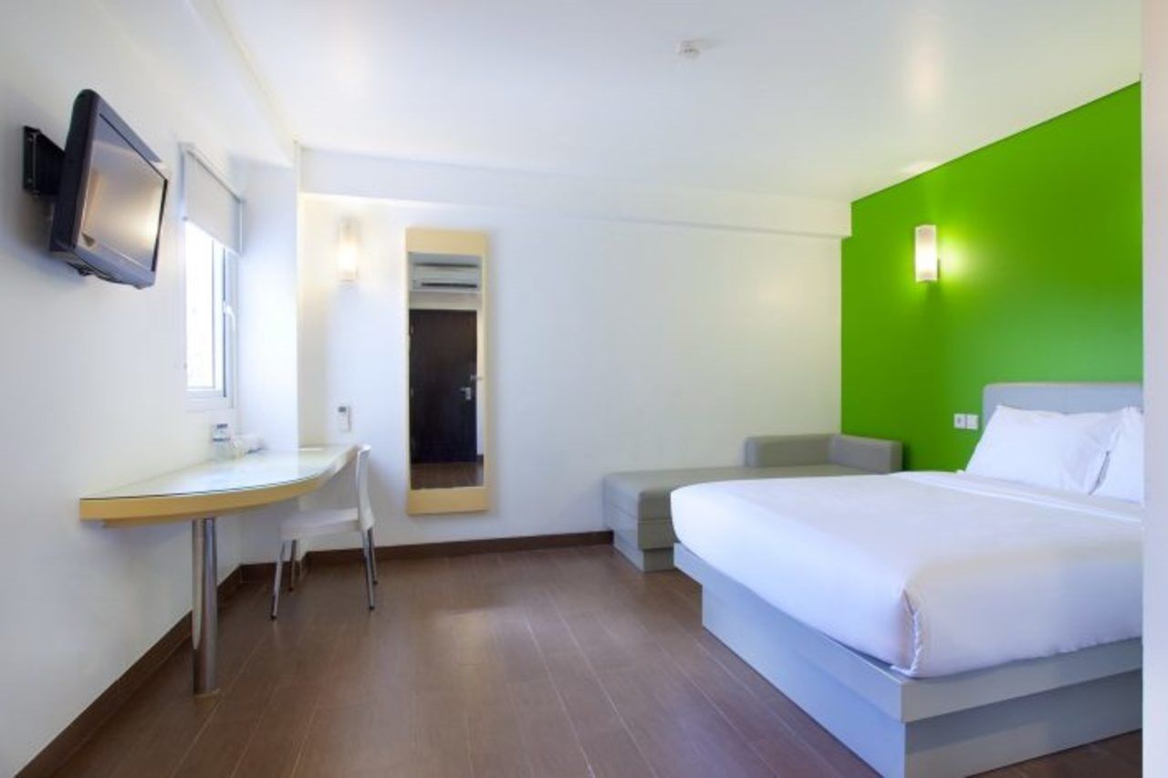 Amaris Hotel Thamrin City Jakarta Exterior photo